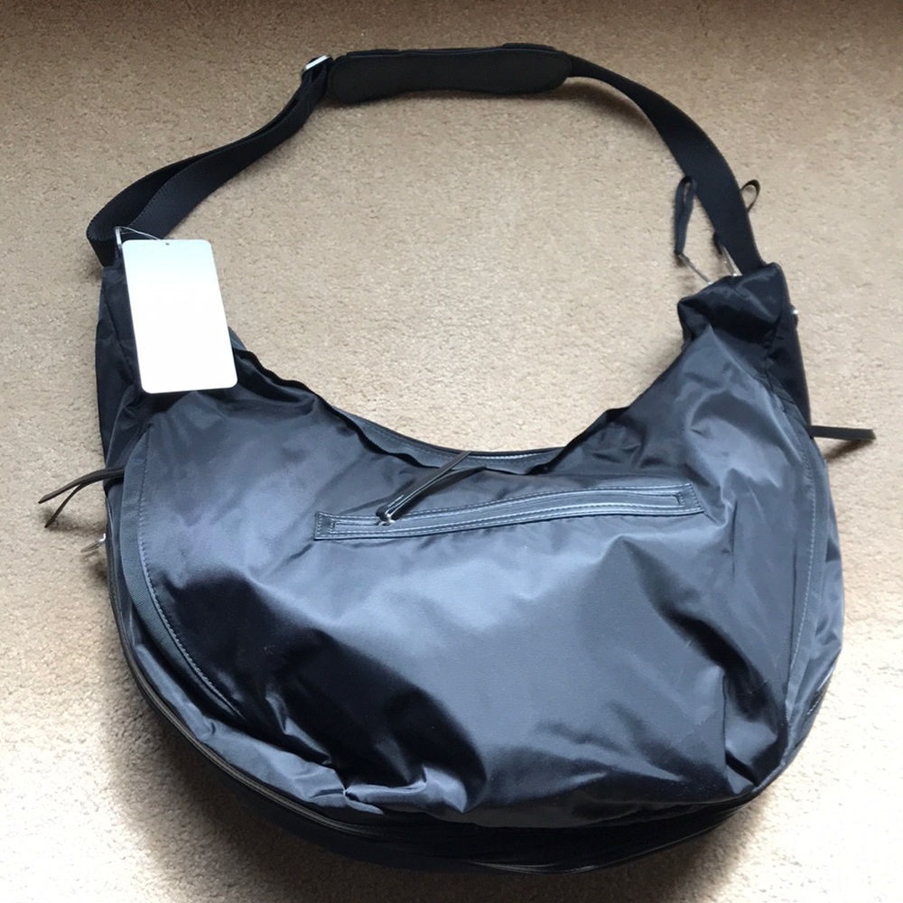 Lululemon Hobo gym bag